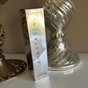 Anastasia Beverly Hills Luminous Foundation - Light 120W